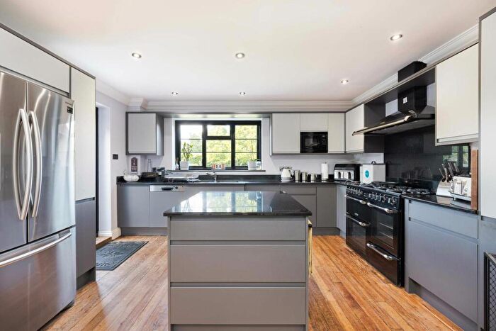 4 Bedroom Detached House For Sale In Warbrook Lane, Eversley, RG27