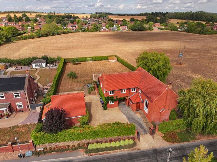 4 Bedroom Detached House For Sale In East Street, Rippingale, Bourne, Lincolnshire, PE10