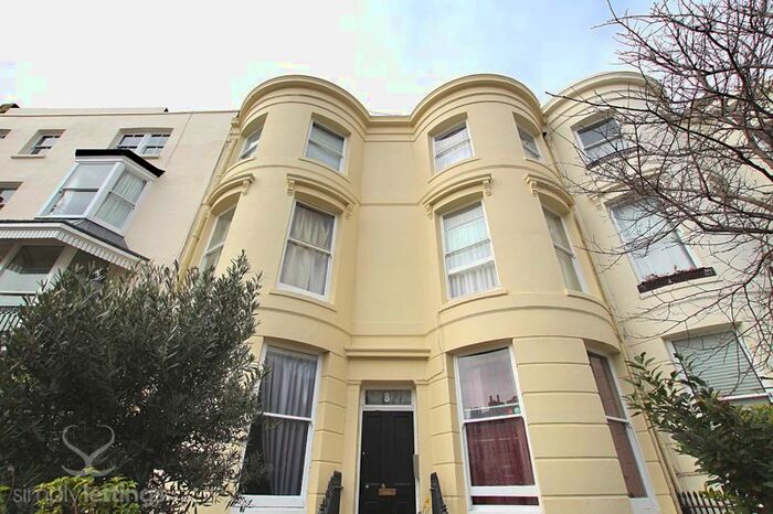 Studio To Rent In Lower Rock Gardens, Brighton, BN2