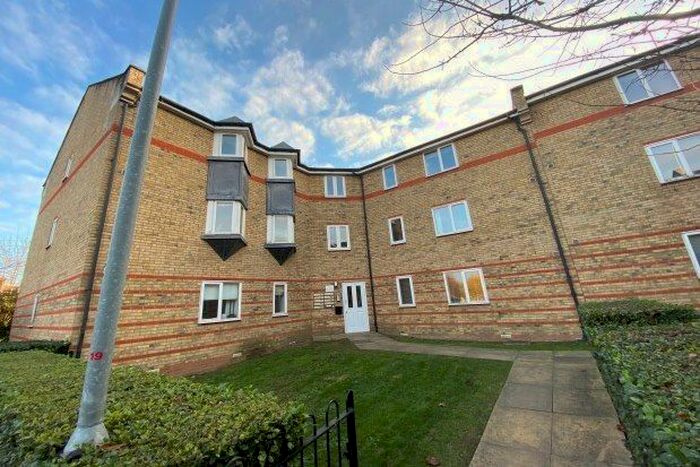 2 Bedroom Flat To Rent In Parkinson Drive, Chelmsford CM1
