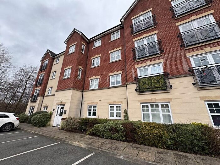 2 Bedroom Apartment To Rent In Astley Brook Close Bolton Lancashire, BL1