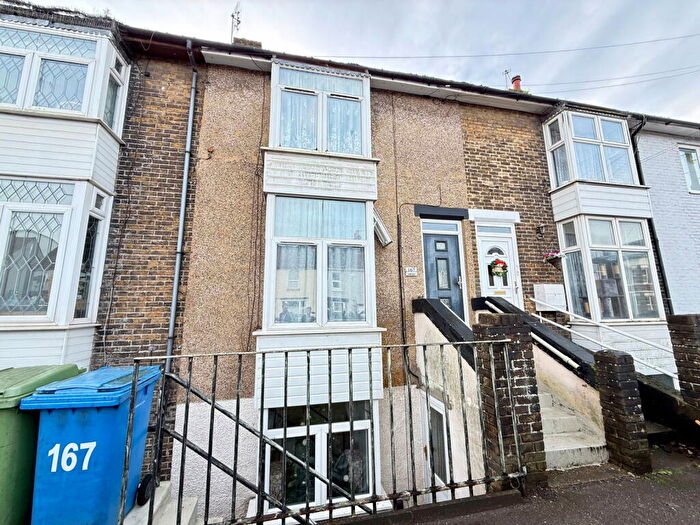 4 Bedroom Terraced House For Sale In London Road, Sittingbourne, ME10