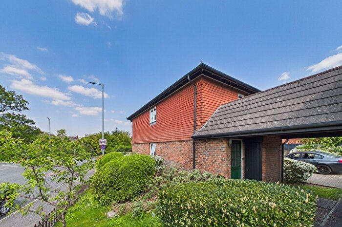 1 Bedroom Maisonette For Sale In Shakespeare Way, Warfield, Berkshire, RG42