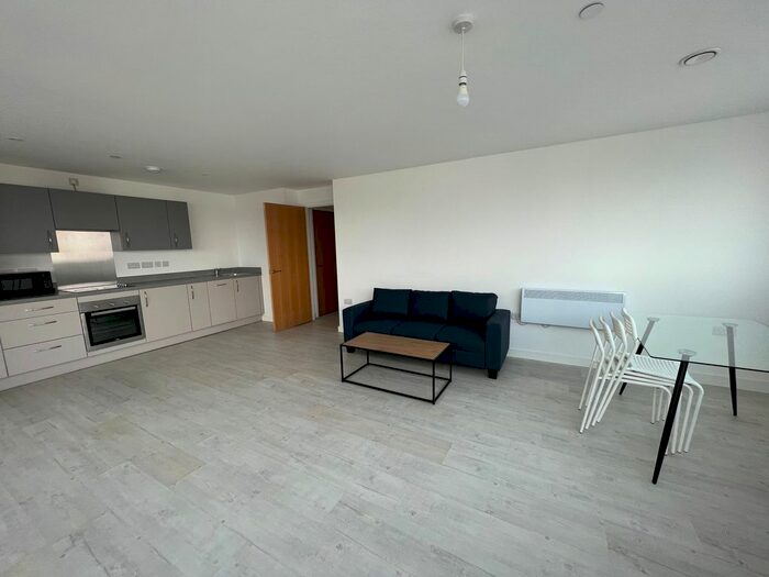 2 Bedroom Flat To Rent In Furness Quay, Salford, M50