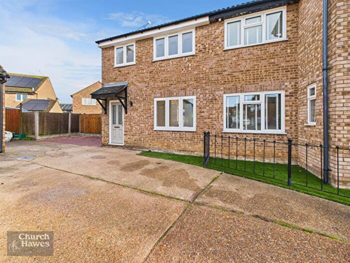 3 Bedroom Semi Detached House For Sale In Southey Close, Heybridge, CM9