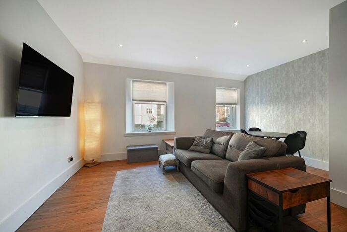 2 Bedroom Flat For Sale In Market Street, East Lothian, Haddington, EH41