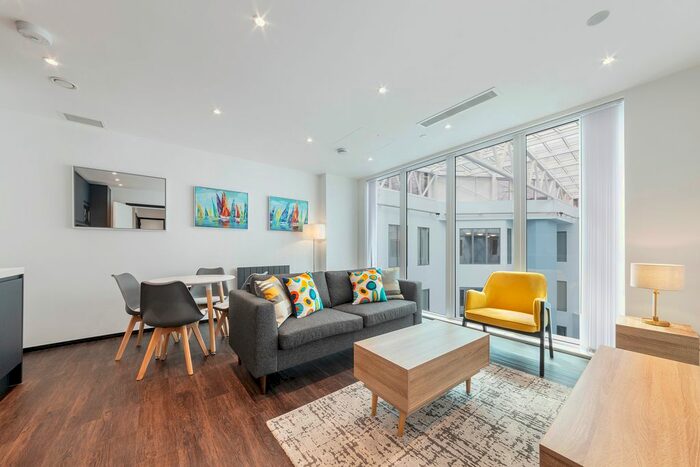 2 Bedroom Flat To Rent In West Gate, London, W5