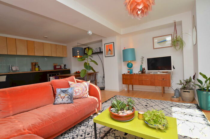 1 Bedroom Apartment To Rent In Saxton City Centre, LS9