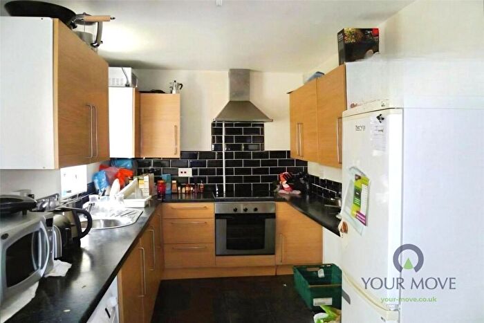 1 Bedroom Semi-Detached House To Rent In Ringmer Drive, Brighton, East Sussex, BN1