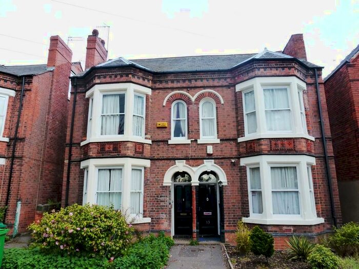 4 Bedroom Semi-Detached House To Rent In Devonshire Promenade, Lenton, NG7