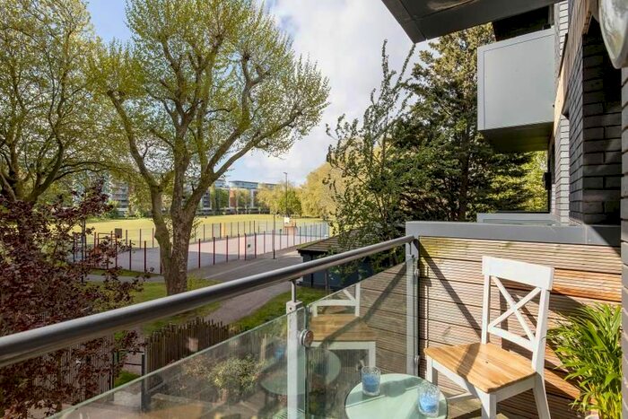 1 Bedroom Flat For Sale In Cotterell House, Palmers Road, E2