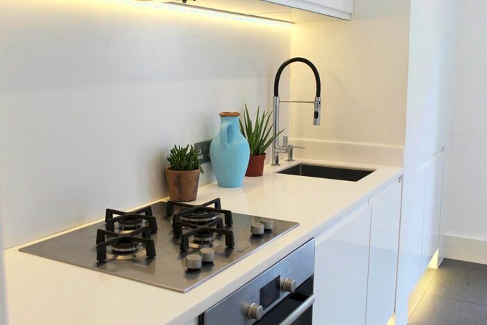 1 Bedroom Flat To Rent In Berners Road, London, N22