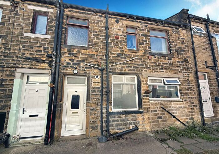 1 Bedroom Flat To Rent In Roberts Buildings, Halifax, HX2