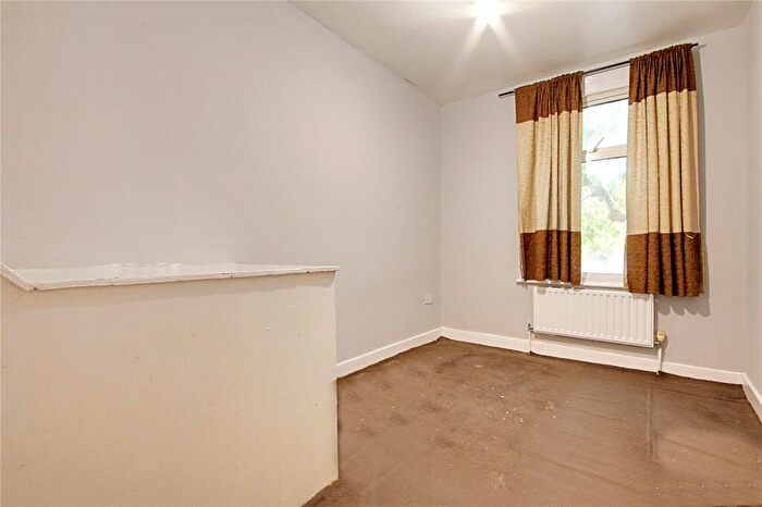 3 Bedroom Terraced House For Sale In Norfolk Road, Enfield, EN3