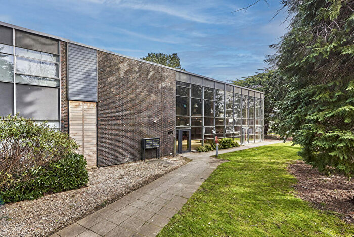 Apartment To Rent In Nellis Hall, Newsom Place, St Albans, Herts, AL1