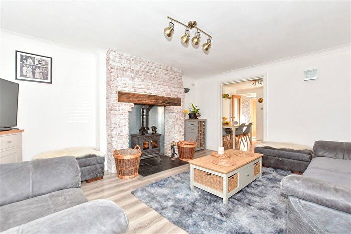 3 Bedroom End Terrace House For Sale In The Street, Newington, Folkestone, Kent, CT18