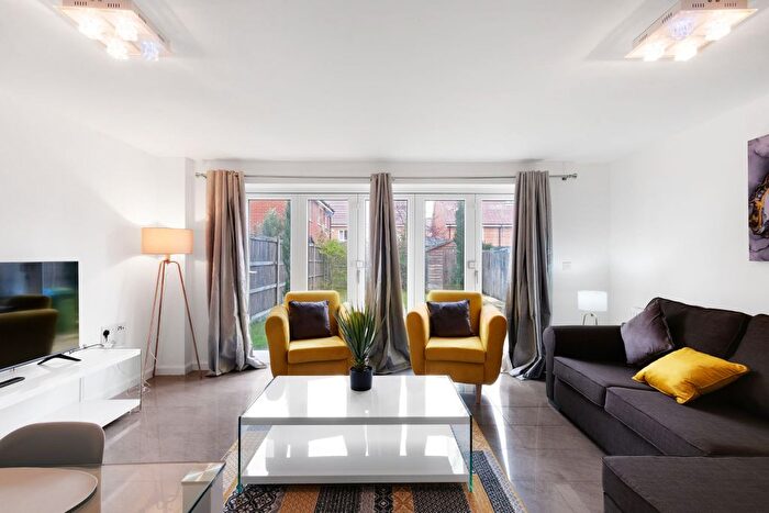 4 Bedroom Semi-Detached House To Rent In The Drive, Ray Street, Maidenhead, SL6