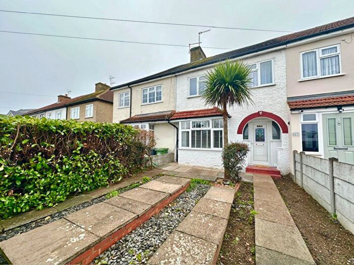 3 Bedroom Property To Rent In Stanstead Road, Hoddesdon, EN11