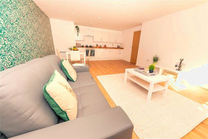 2 Bedroom Flat To Rent In The Plaza, Advent Way, Ancoats, Manchester, M4