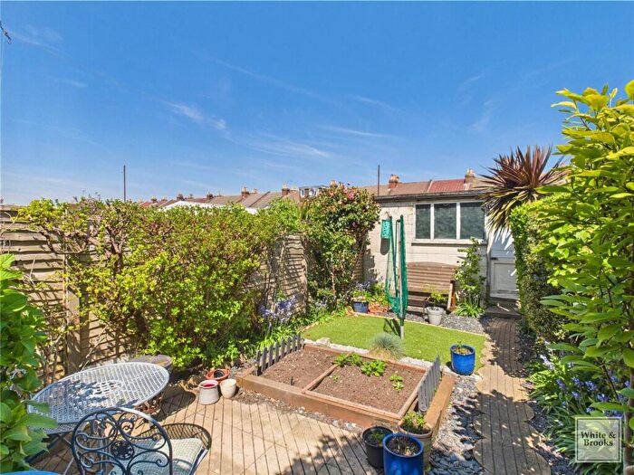 3 Bedroom Terraced House For Sale In Richmond Road, Gosport, PO12