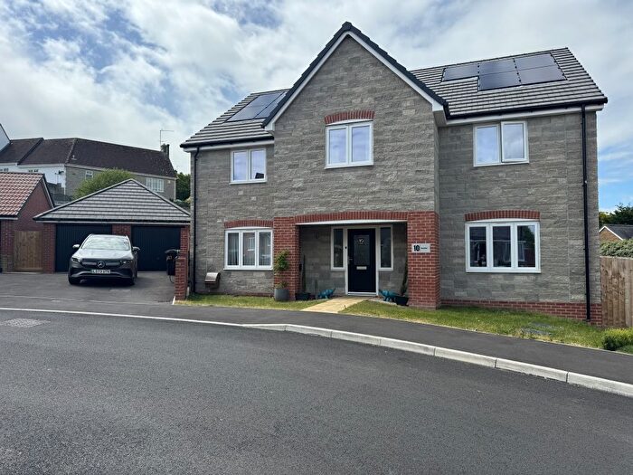 5 Bedroom Detached House For Sale In Church Close, Templecombe, BA8