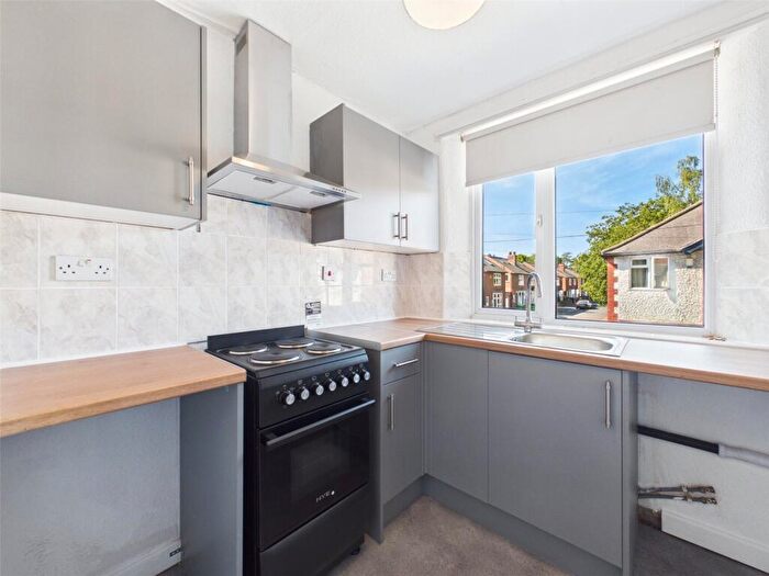 1 Bedroom Apartment To Rent In Lace Street, Dunkirk, Nottingham, NG7