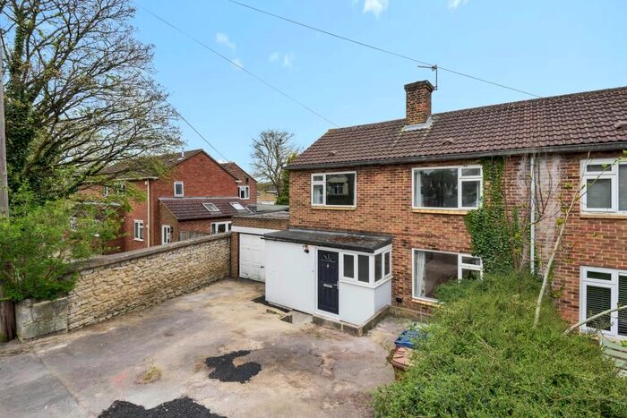 3 Bedroom End Of Terrace House To Rent In London Road, Headington, OX3