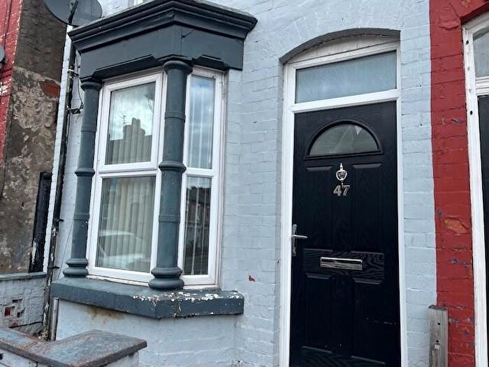 2 Bedroom End Of Terrace House To Rent In Bartlett Street, Liverpool, L15