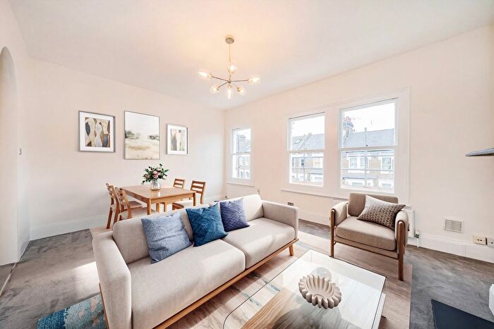 1 Bedroom Flat For Sale In Portnall Road, Maida Vale, W9