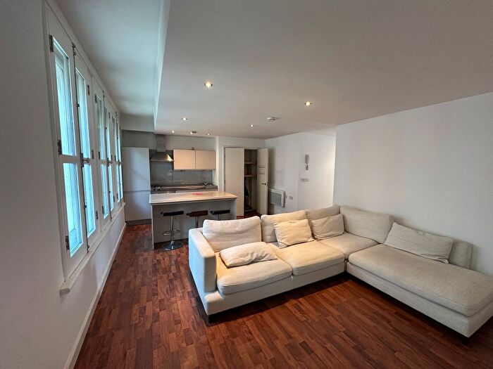 1 Bedroom Property To Rent In New Station Street, Leeds, LS1