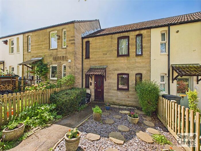 3 Bedroom Terraced House For Sale In Lillington Road, Writhlington, BA3