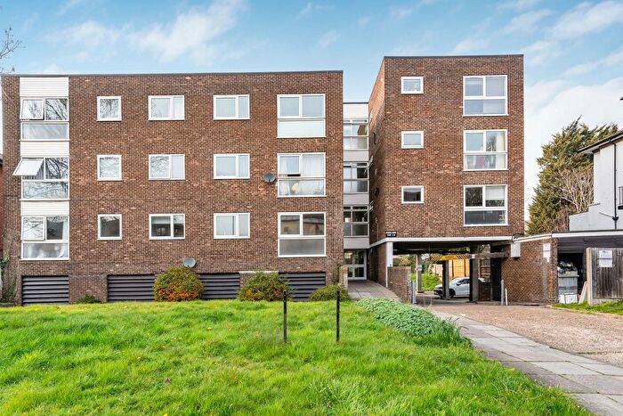 2 Bedroom Flat For Sale In Selhurst Road, London, SE25