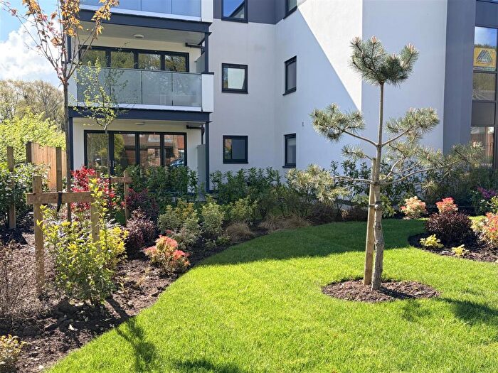 2 Bedroom Apartment For Sale In Clifton View, Forest Gate, Forest Drive, Lytham, FY8