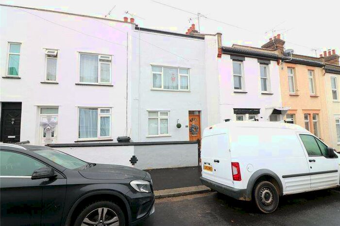 2 Bedroom Terraced House To Rent In Brighton Avenue, Southend-on-sea, Essex, SS1