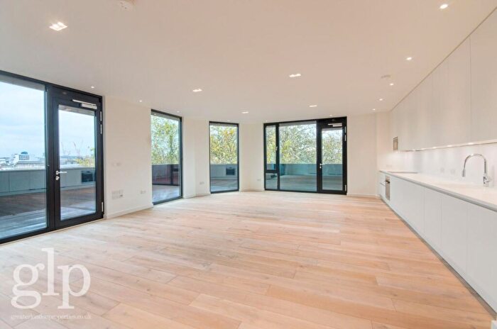 3 Bedroom Penthouse To Rent In Gensurco House, Rosebery Avenue, Clerkenwell, EC1R