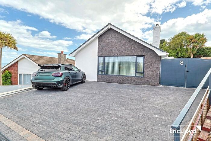 4 Bedroom Detached Bungalow For Sale In Stone Park, Paignton, TQ4