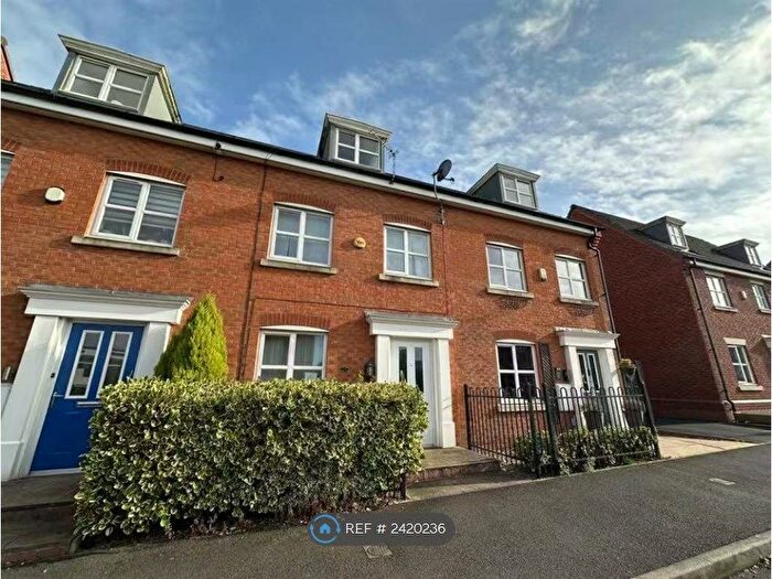3 Bedroom Terraced House To Rent In Falshaw Way, Manchester, M18