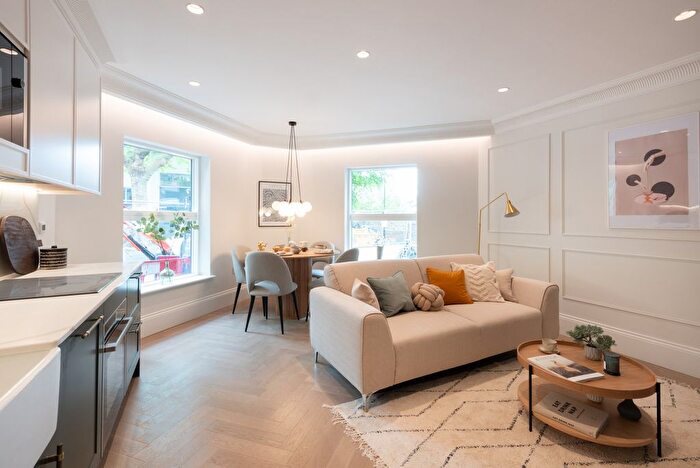 2 Bedroom Flat For Sale In Carlton Road, Ealing, W5