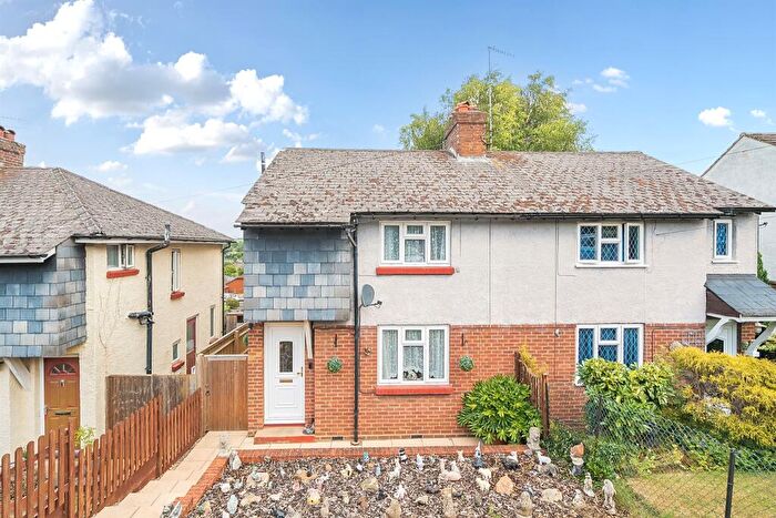 3 Bedroom Semi-Detached House For Sale In Hazel Road, Berkhamsted, HP4