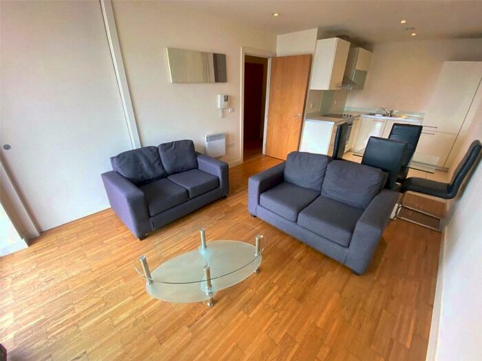 2 Bedroom Apartment To Rent In St Georges Island, Kelsoe Place, Manchester, M15