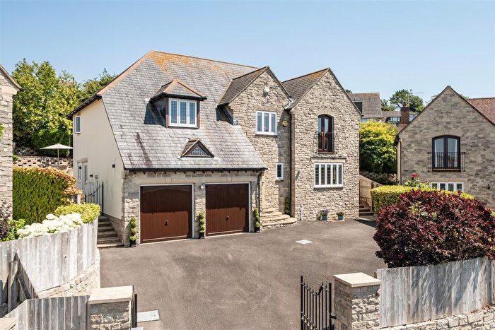 4 Bedroom Detached House For Sale In Sunningdale Rise, Preston, Weymouth, DT3
