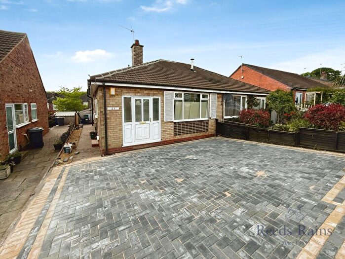 2 Bedroom Bungalow To Rent In Stubbsfield Road, Newcastle, Staffordshire, ST5