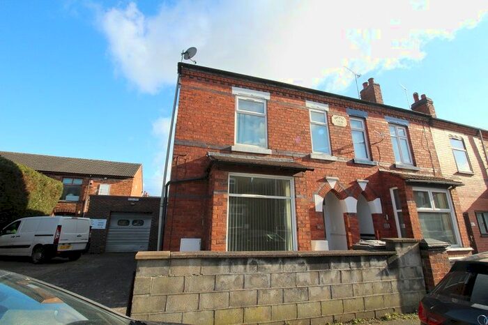 1 Bedroom Flat To Rent In Buxton Avenue, Crewe, Cheshire, CW1
