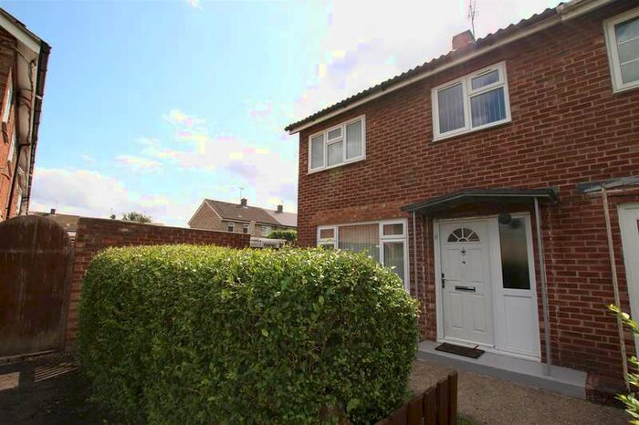 2 Bedroom End Of Terrace House To Rent In The Cloisters, Houghton Regis, LU5