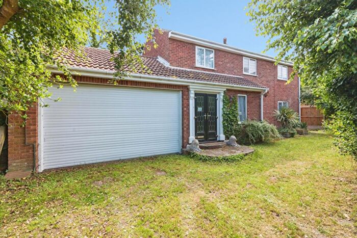2 Bedroom Detached House For Sale In Coastguard Lane, Kessingland, Lowestoft, NR33