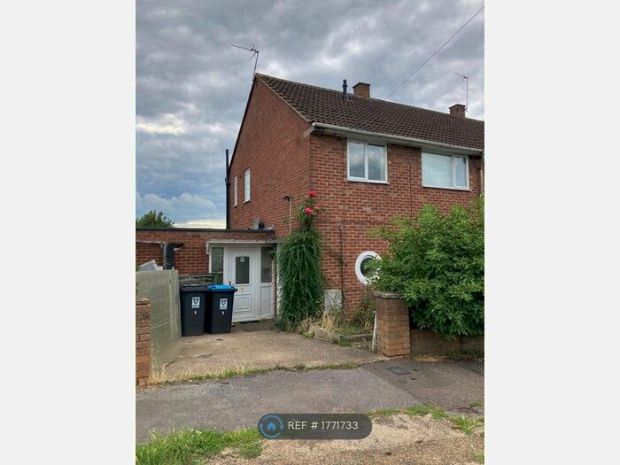 4 Bedroom Detached House To Rent In Burnet Close, Hemel Hempstead, HP3