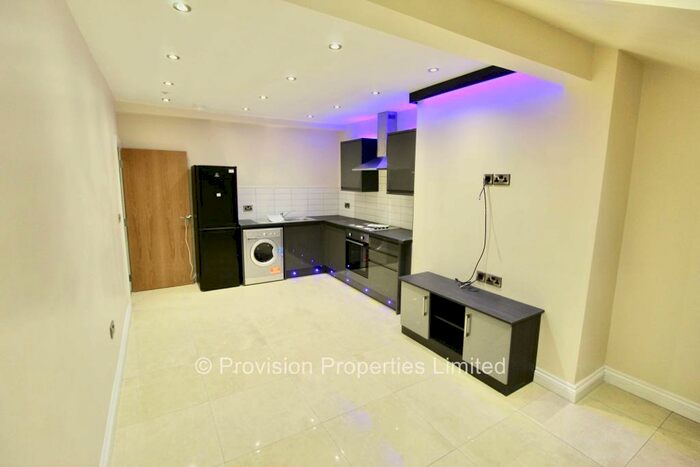 2 Bedroom Flat To Rent In Ashwood Terrace, Headingley, Leeds, LS6