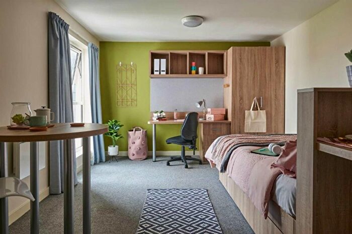 Studio To Rent In The Close, Bristol Road, Selly Oak, Birmingham, B29