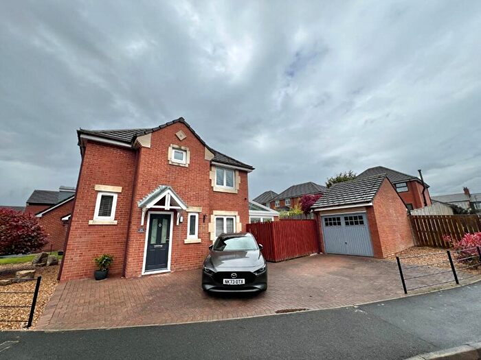 3 Bedroom Detached House For Sale In Snowball Close, Crook, DL15