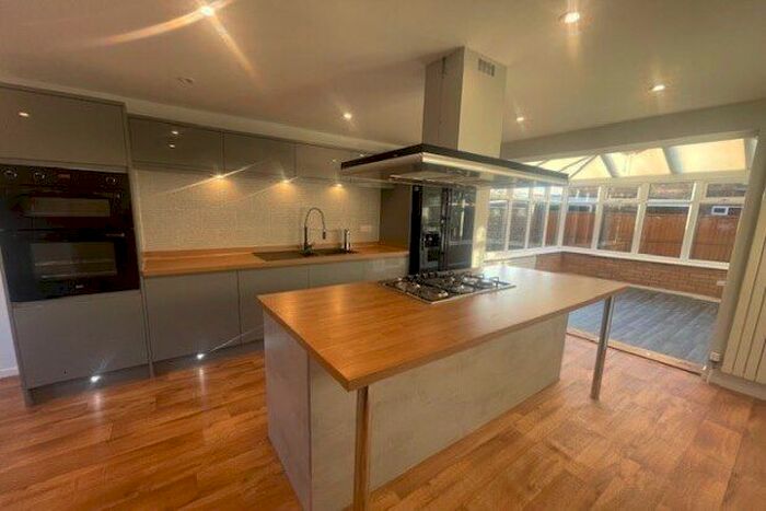 3 Bedroom Property To Rent In Astwick Road, Lincoln, LN6